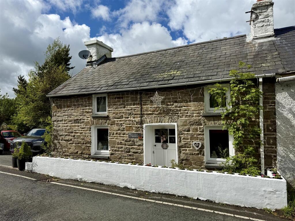 Main image of property: Gorrig Road, Llandysul