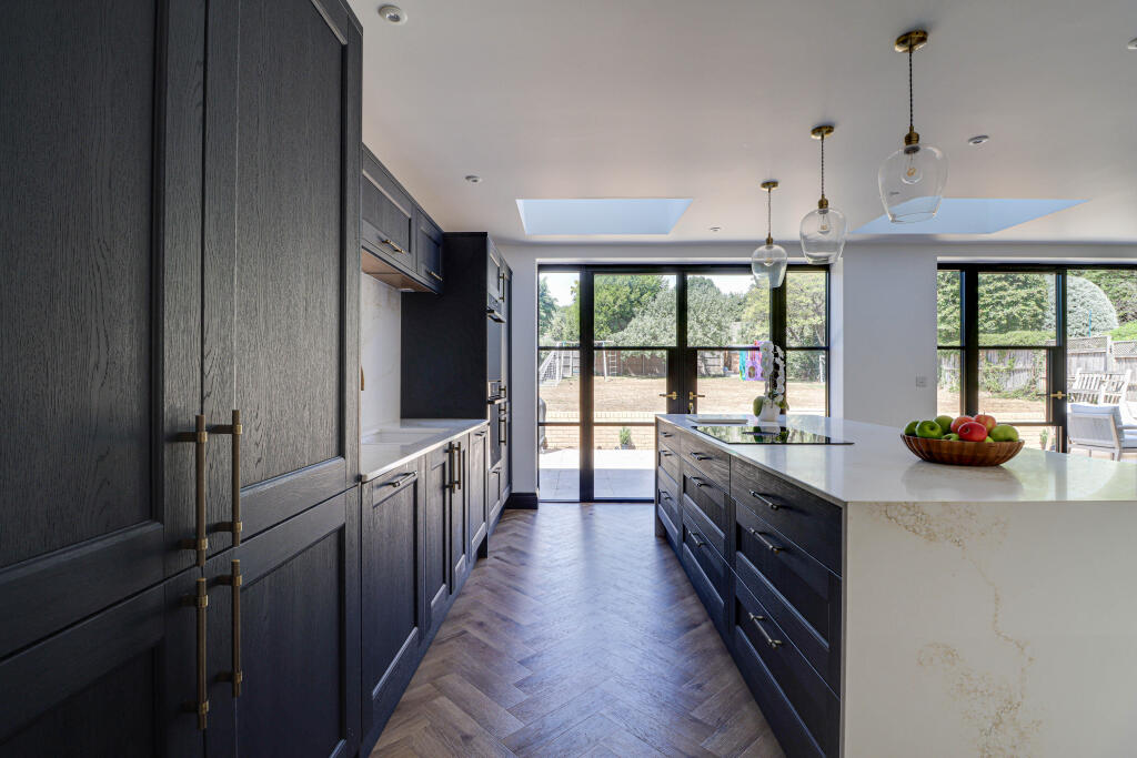 House in Harpenden, Southdown - More
