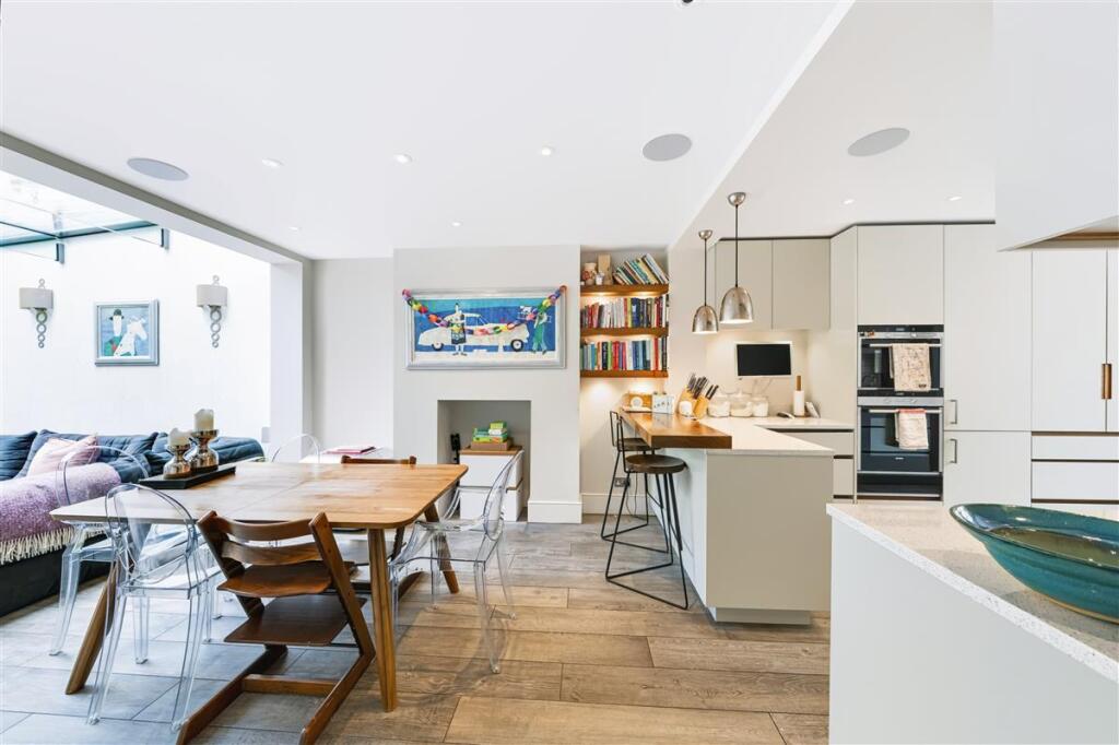 House in London - More