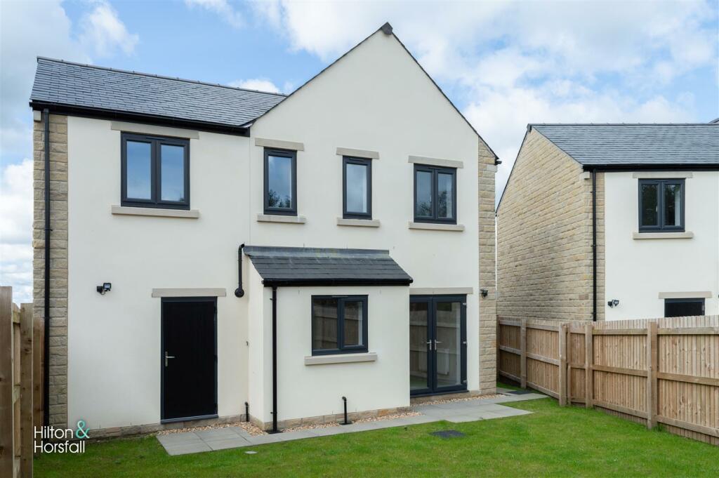 Plot 13, Millers Green, Worsthorne, Burnley photo 3