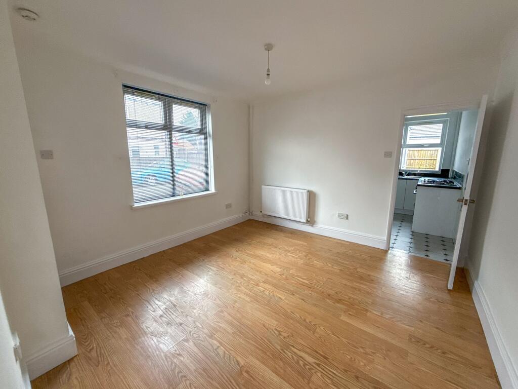 Gadsby Street, Nuneaton, CV11 photo 4
