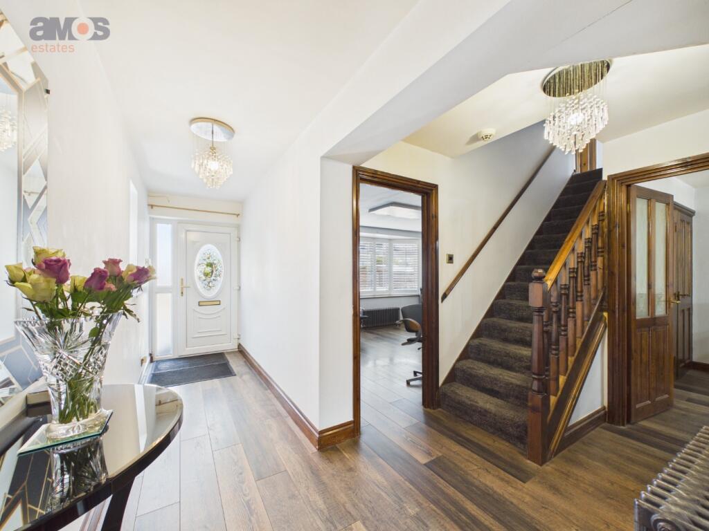 House in Southend-on-Sea - View 4