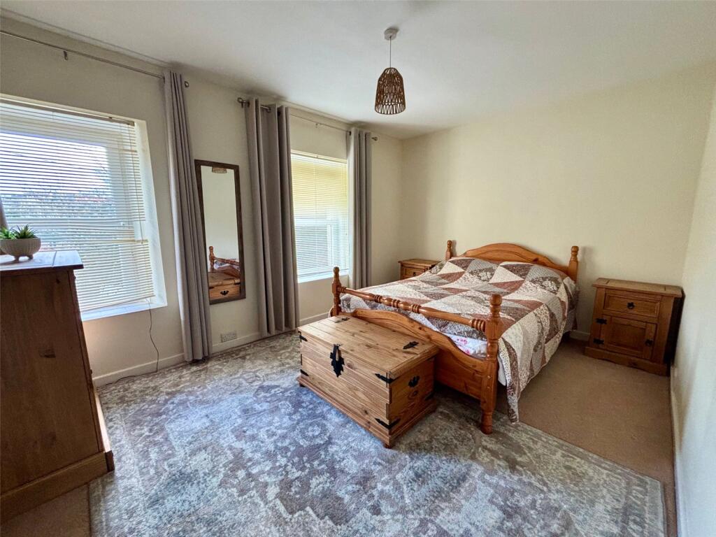 Haven Head, Milford Haven, SA73 photo 4