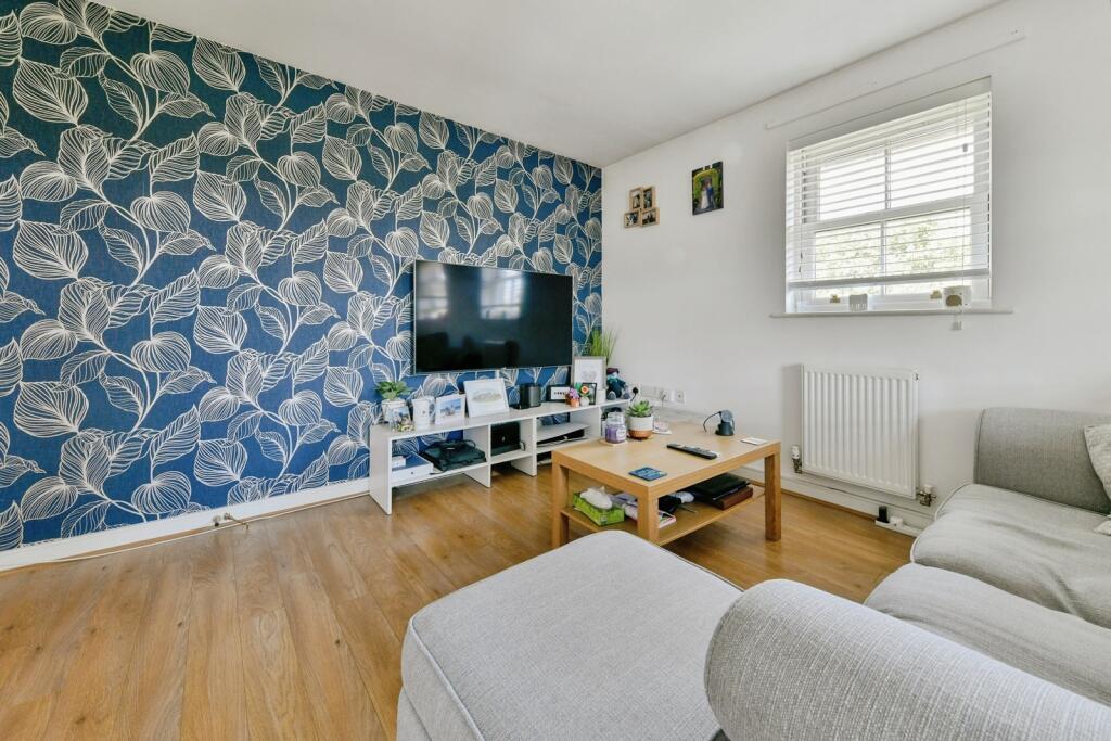 Apartment in Stevenage - View 4