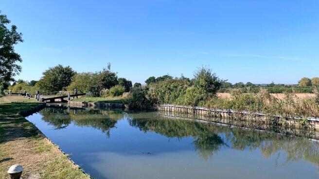 Grand Union Canal.