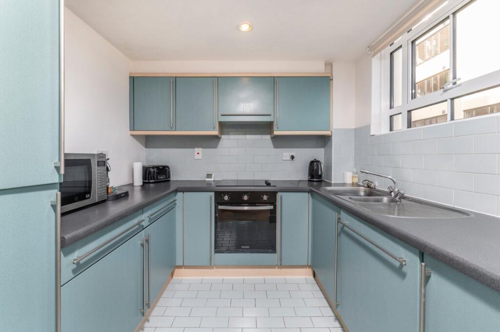 Apartment in London - View 3
