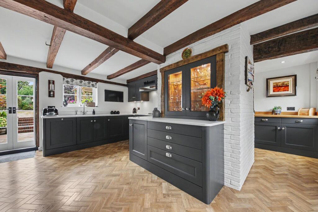 House in Southampton - View 4