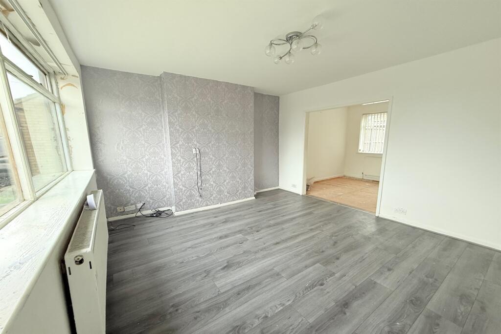 House in Runcorn, Halton Brook, Astmoor - View 2