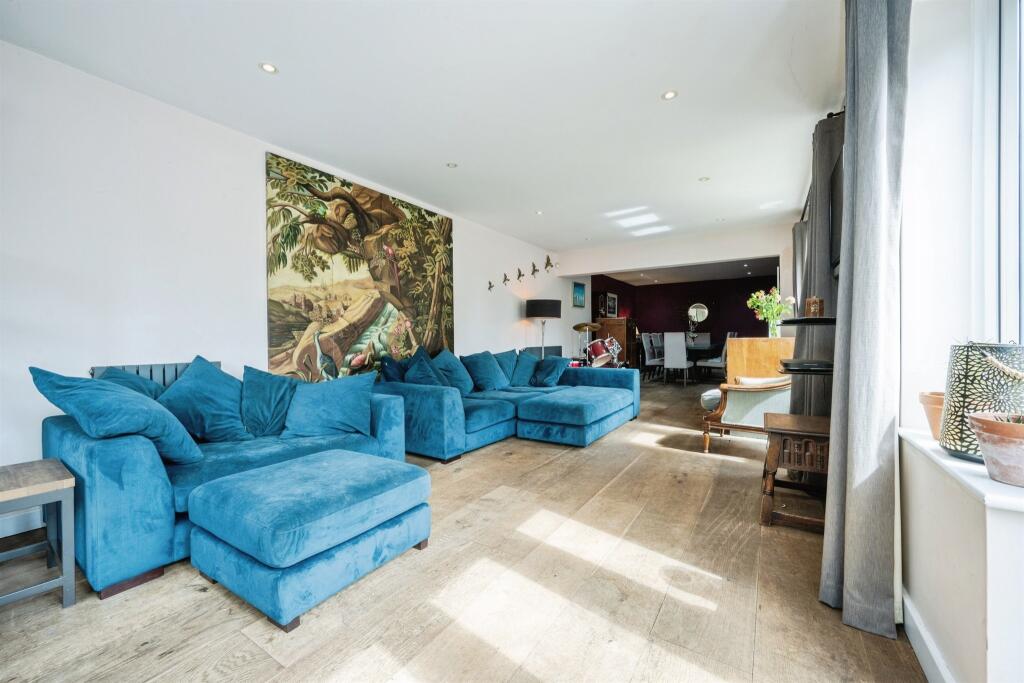 Additional image 7 of Radlett Road, Frogmore, St. Albans