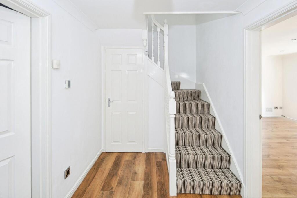 Additional image 8 of Nesfield Grove, Hampton-In-Arden, Solihull