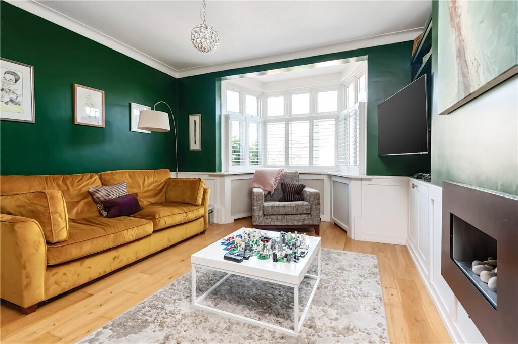 Whitton Road, Twickenham photo 2