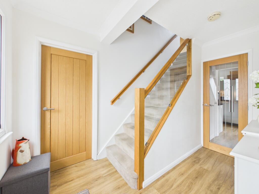 House in Haywards Heath - More