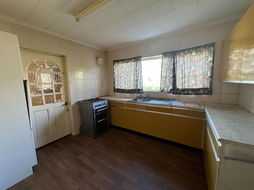 Golden Park Avenue, Torquay – pohled 2
