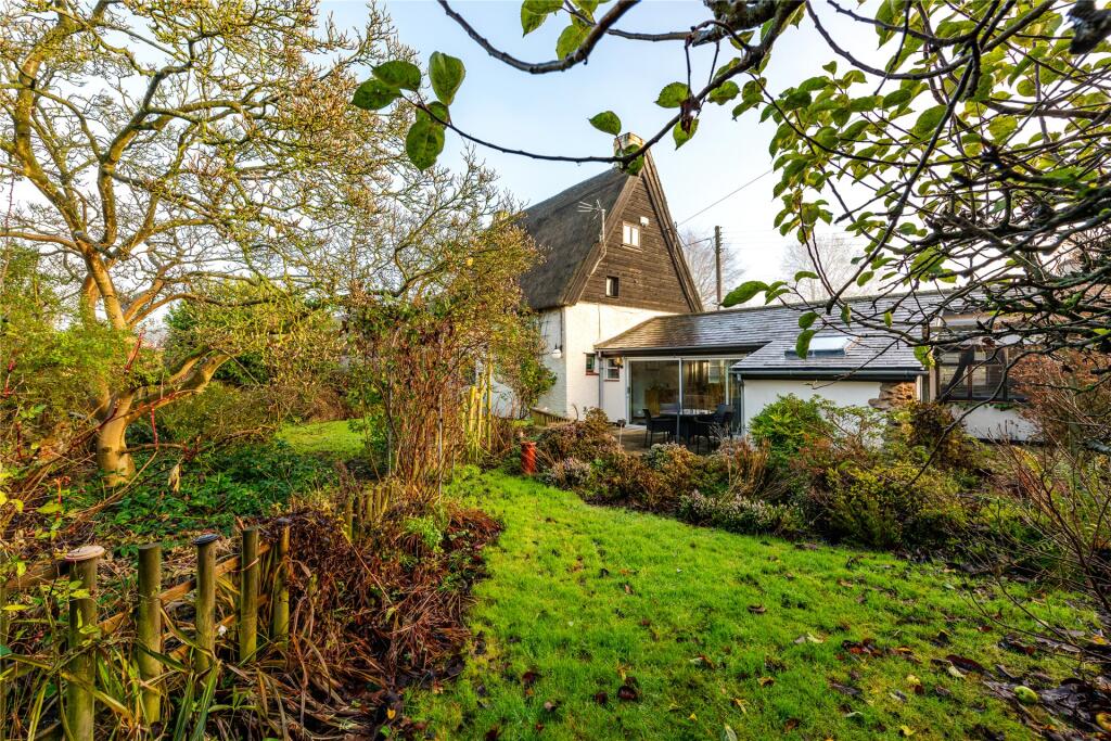 Main image of property: Manor Road, Kilsby, Rugby, Northamptonshire, CV23