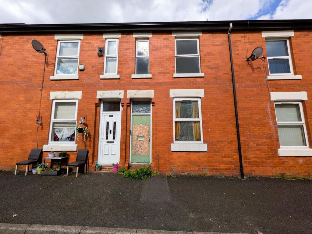 2-bed terraced on Kenwyn Street, Manchester, M40 7AE, £95,000