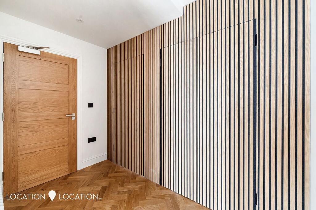 Apartment in London - More
