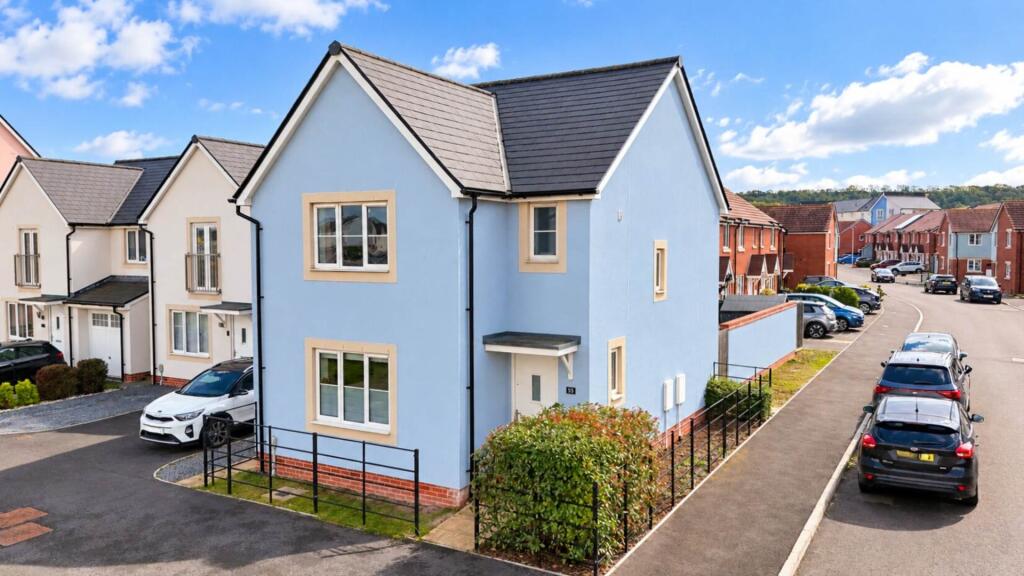 3-bed detached on Nimbus Road, Haywood Village - Top Quality Home, £330,000