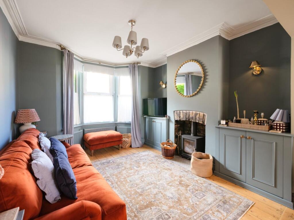 House in Bristol - More