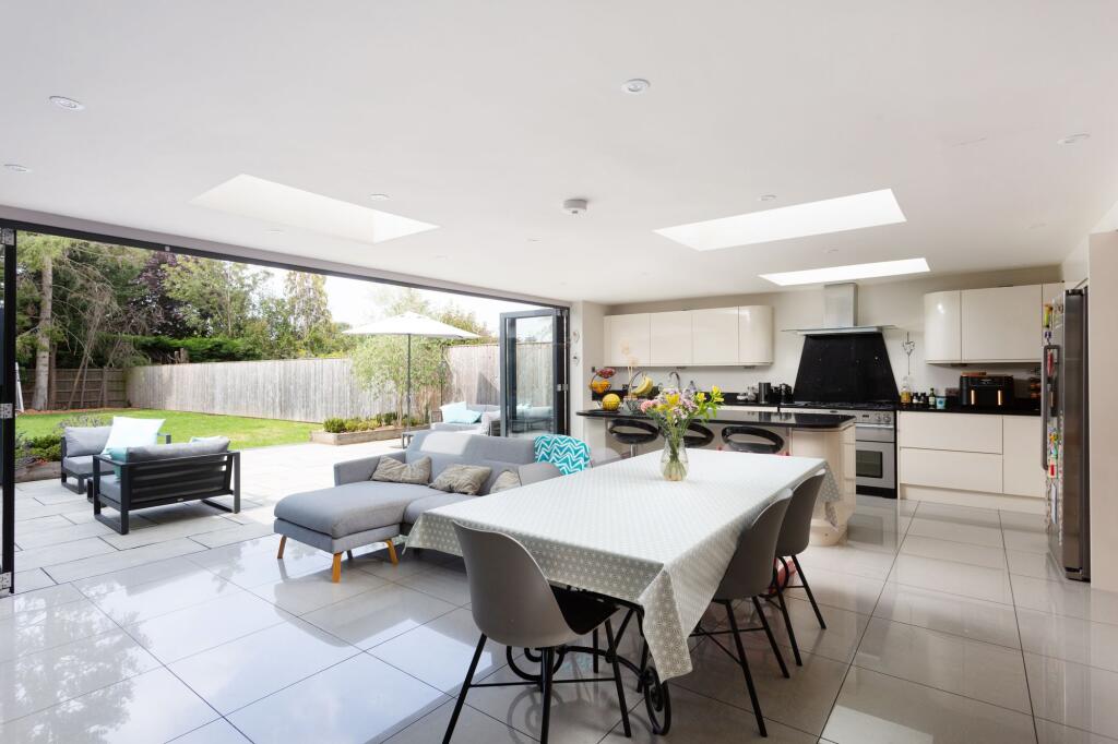 House in York - View 4