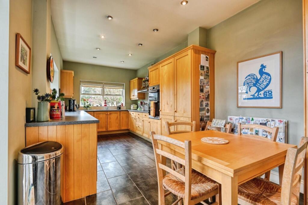 House in Sutton Coldfield, Maney - View 3