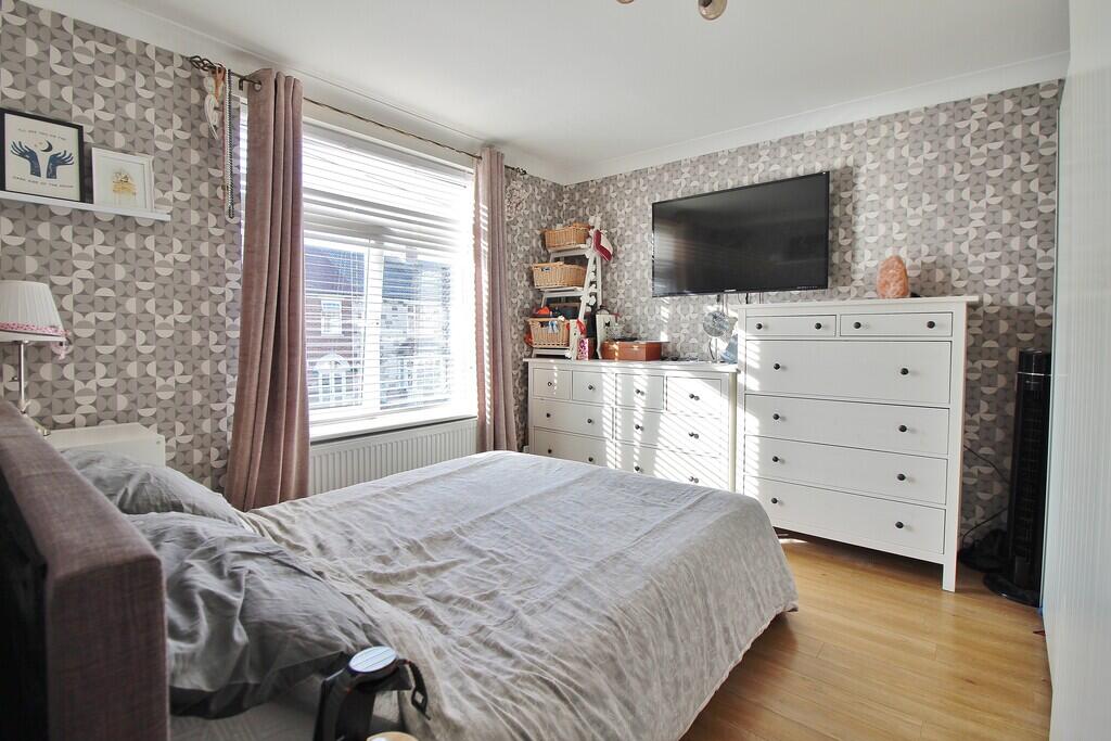 House in Portsmouth - View 3