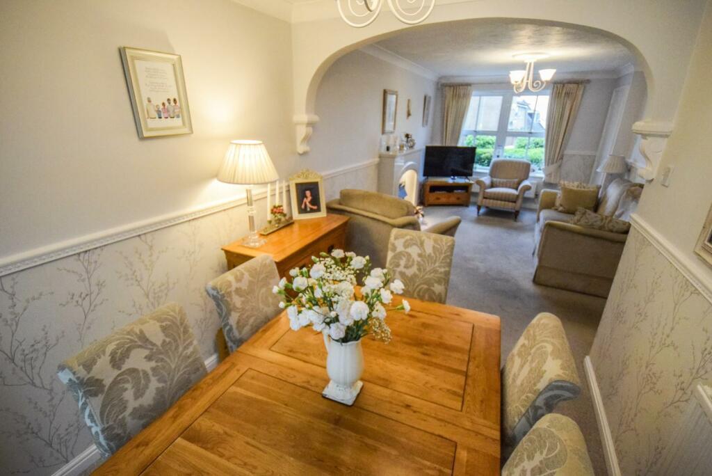 Hornbeam Close, Sandy Lane, Bradford photo 3