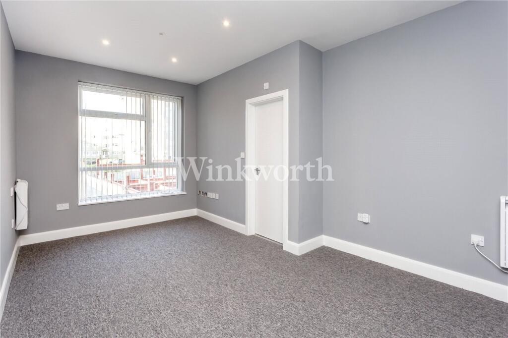 Main image of property: Brent Street, Hendon, NW4