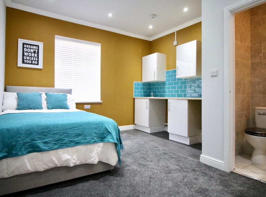 House in Peterborough - View 4