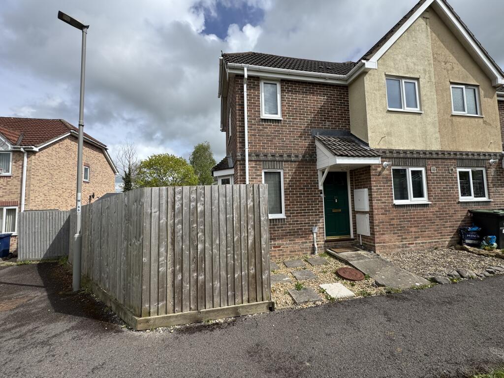 Main image of property: Woodsage Drive, Gillingham, SP8 4UE