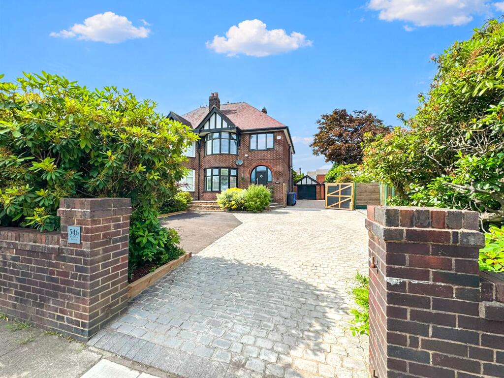 House in Bury, Greater Manchester - View 5