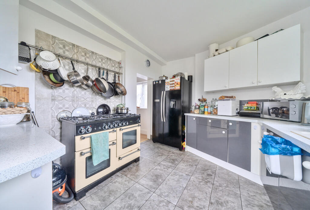 Main image of property: Aldercombe Road, Bristol, Somerset, BS9