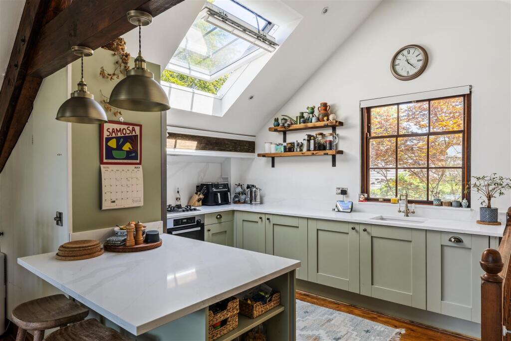 House in Lewes, Fletching Common, Newick - View 6