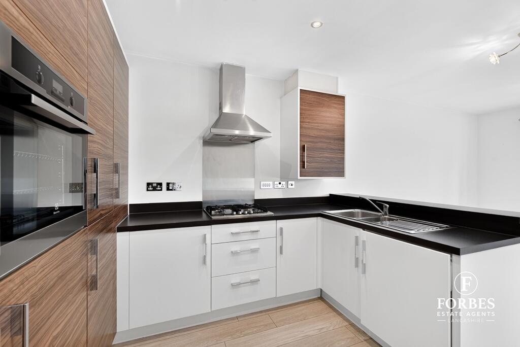 Apartment in Chorley, Euxton - View 3