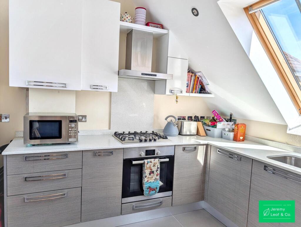 Apartment in Enfield - View 4