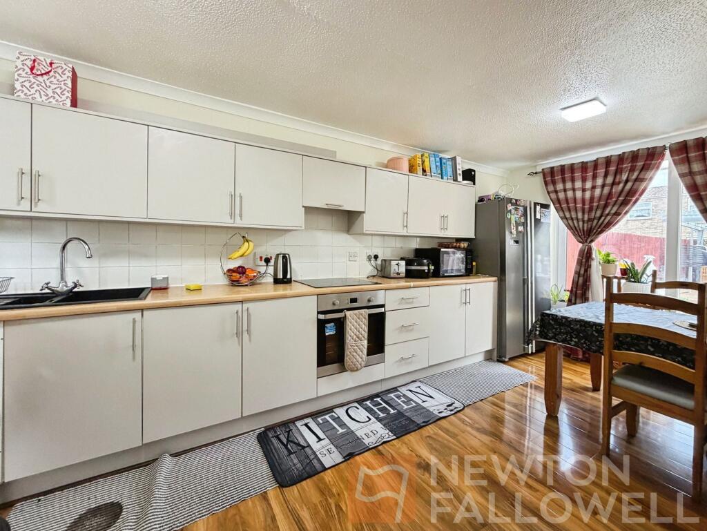 House in Peterborough, Bretton - View 4