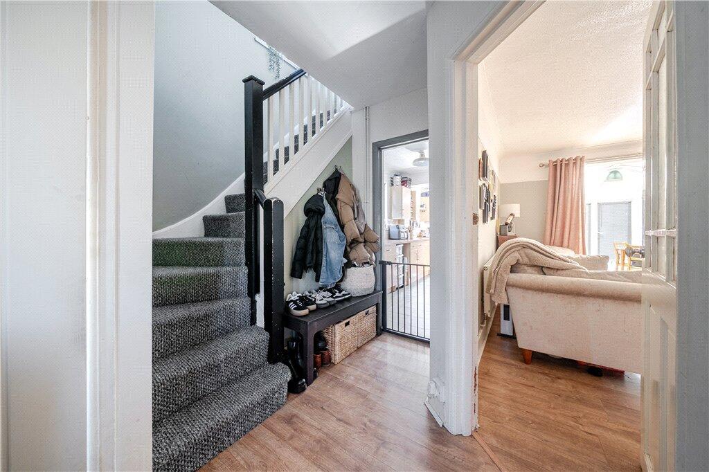 Olive Road, Aldermoor, Southampton, Hampshire photo 4