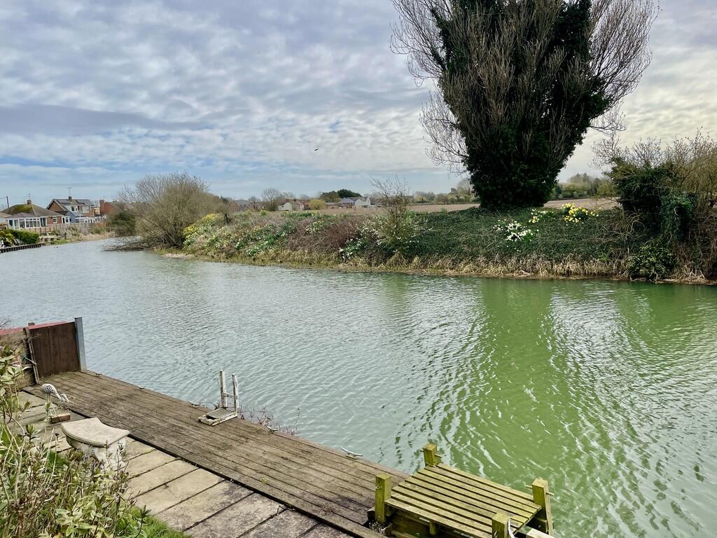 99, Station Road, Surfleet photo 5