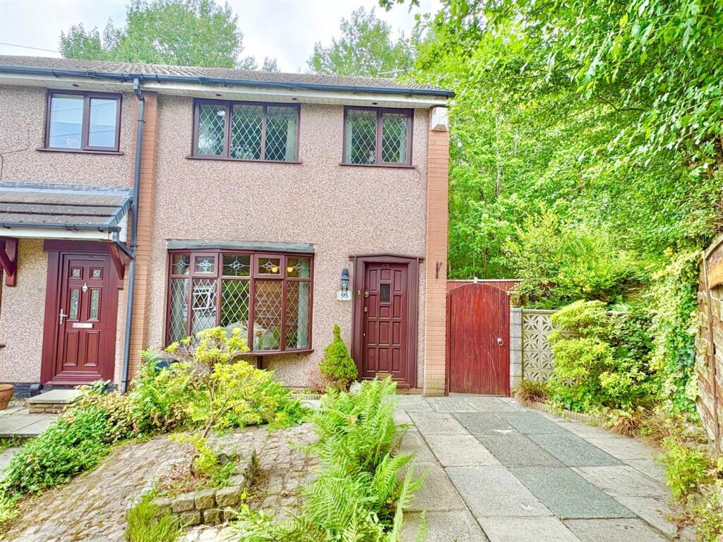 Main image of property: Pilling Street, Leigh