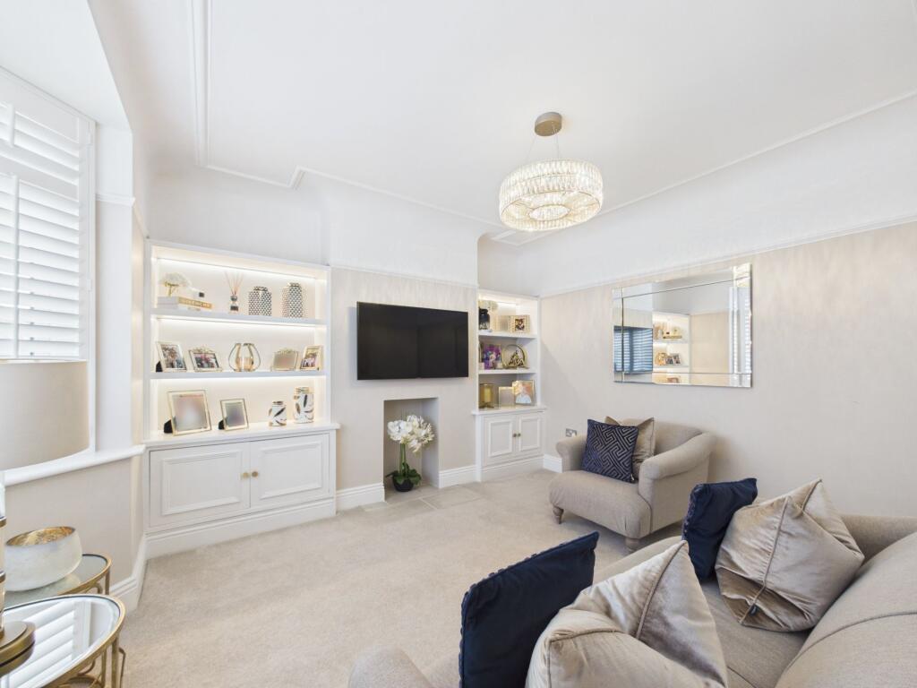House in Liverpool, Childwall - More