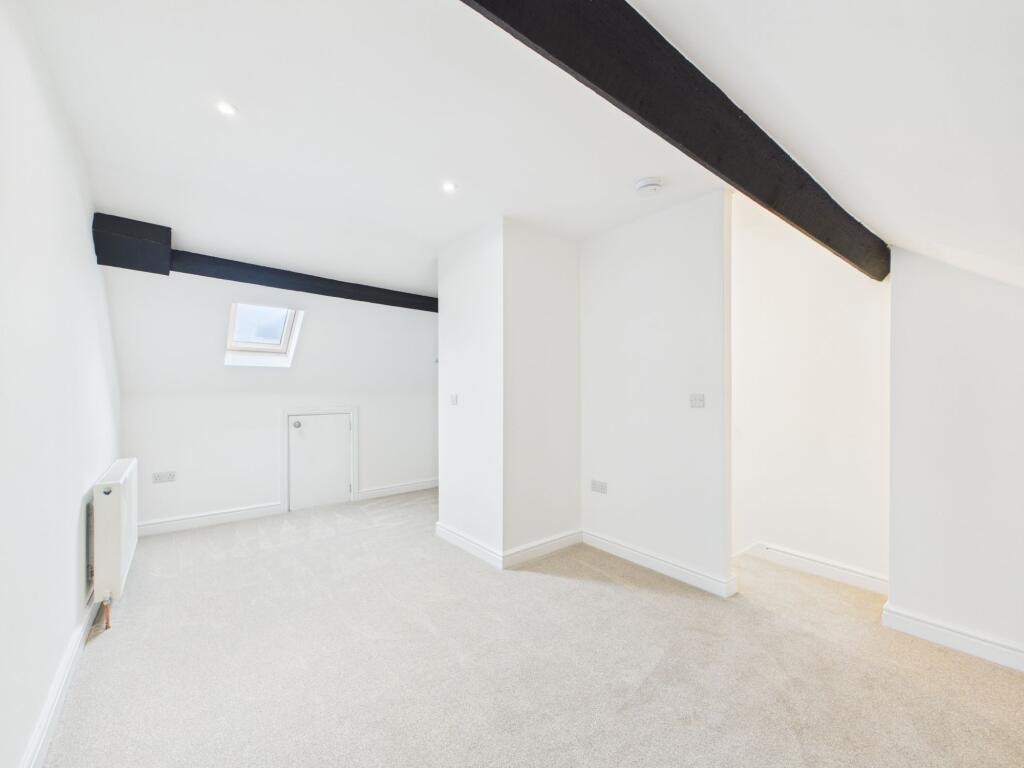 House in Sheffield - View 4