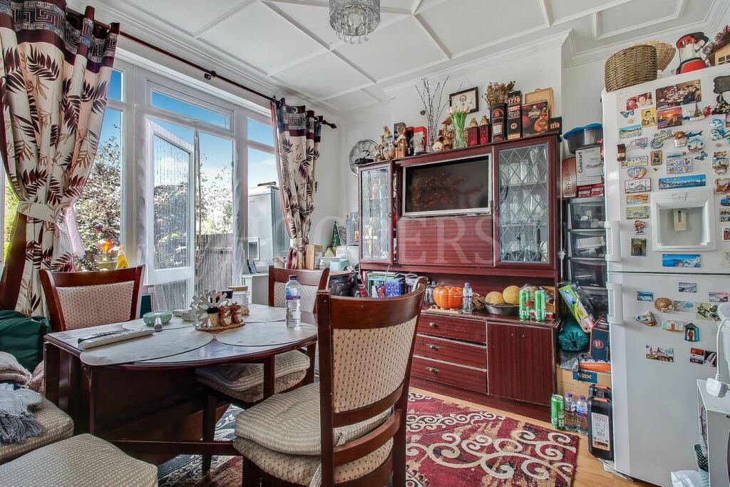 House in London - View 4