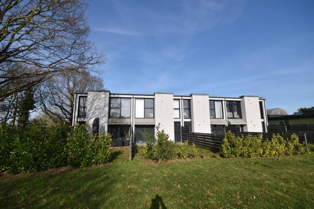 Main image of property: Shrubland Road, Mistley, Manningtree