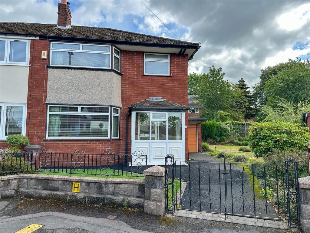 House in Stoke-on-Trent