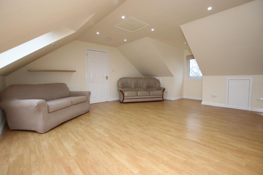 Apartment in Edinburgh - View 4