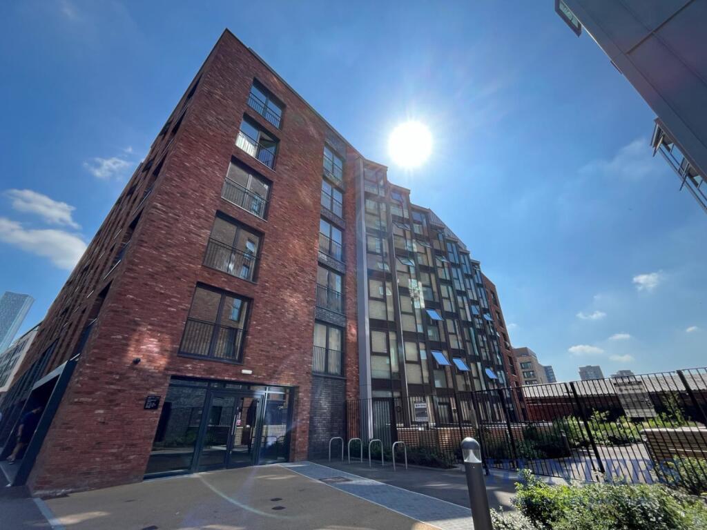 Main image of property: Commerce Quay, Salford