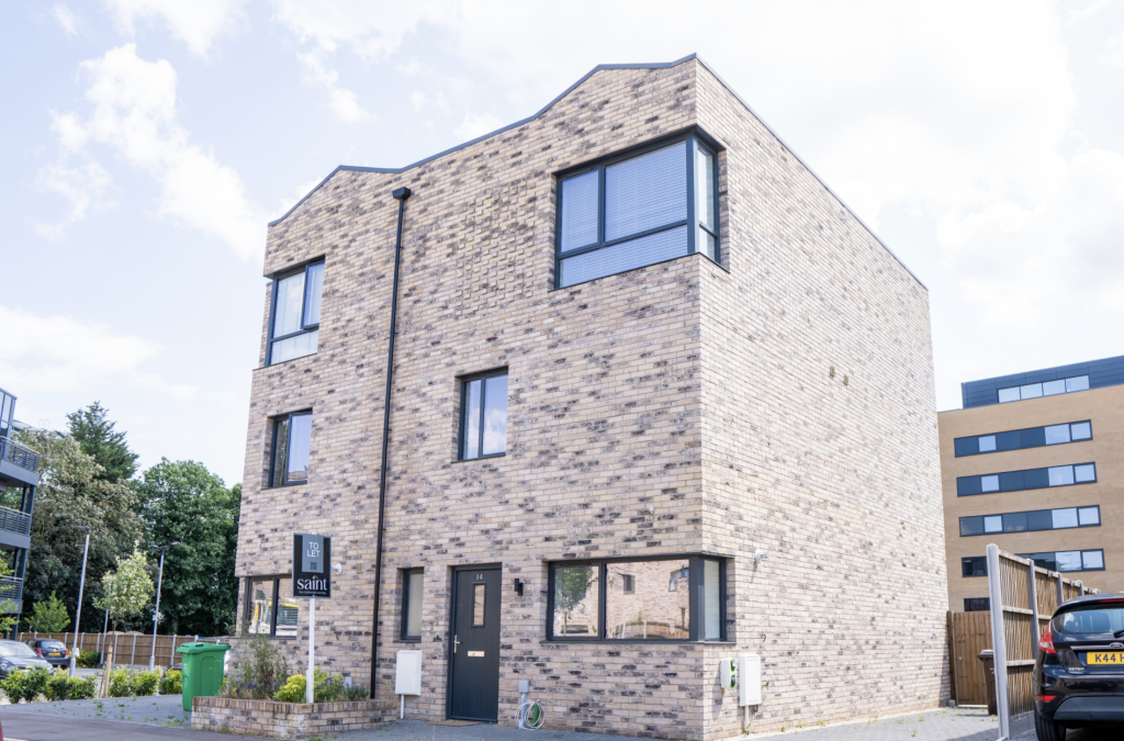 Main image of property: Waterside way, Nottingham, NG2 4RS