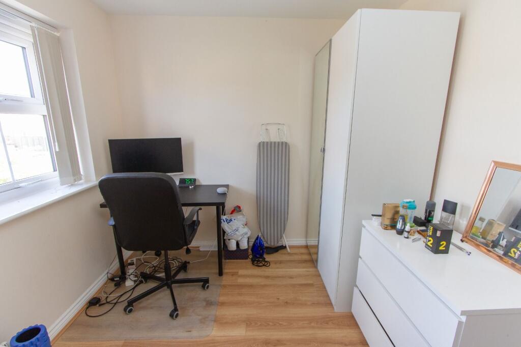 House in Coventry, West Midlands - More