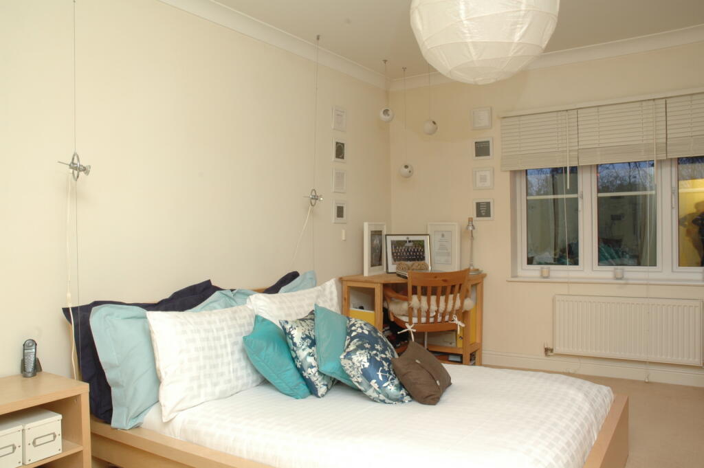 Main image of property: Honeypot Lane, Stanmore, HA7