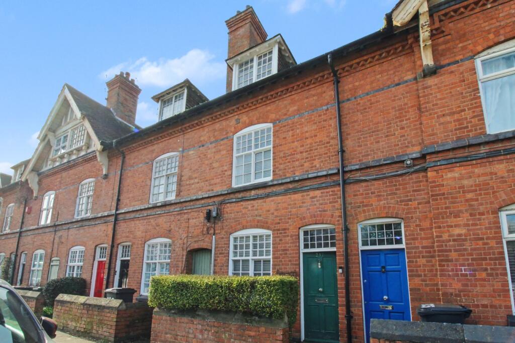 Main image of property: Aylestone Road, Leicester, LE2