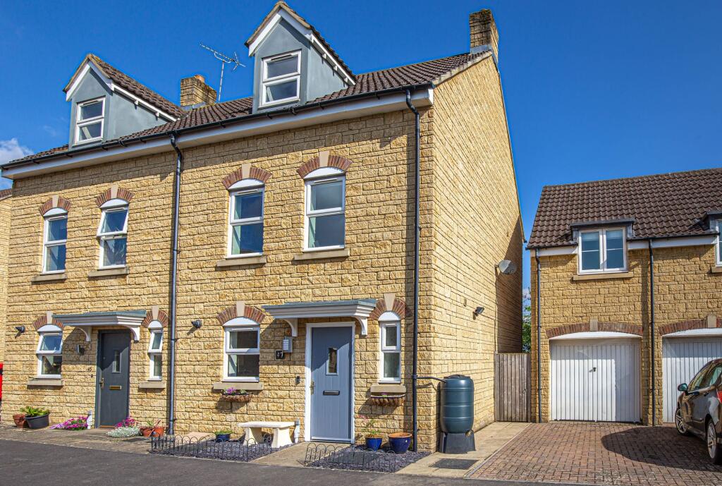 Main image of property: Loiret Crescent, Malmesbury, SN16